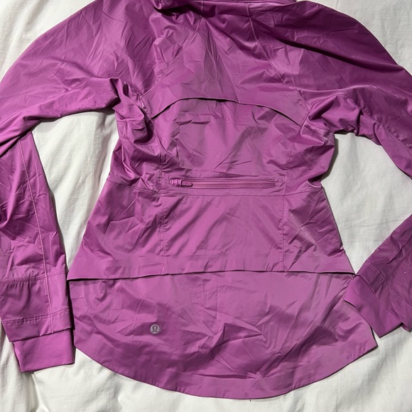 Lululemon Goal Smasher Jacket in Magenta Glow Size 4 - Picture 7 of 16